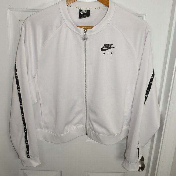 Womens Nike Air Jacket White/Black Logo Plus Size 1X Crop CV8848-100 - Picture 1 of 4